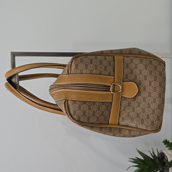 GUCCI - Vintage GG Supreme Boston Bag in Tan, PVC & Leather, with Sherry Line - Picture 7 of 16